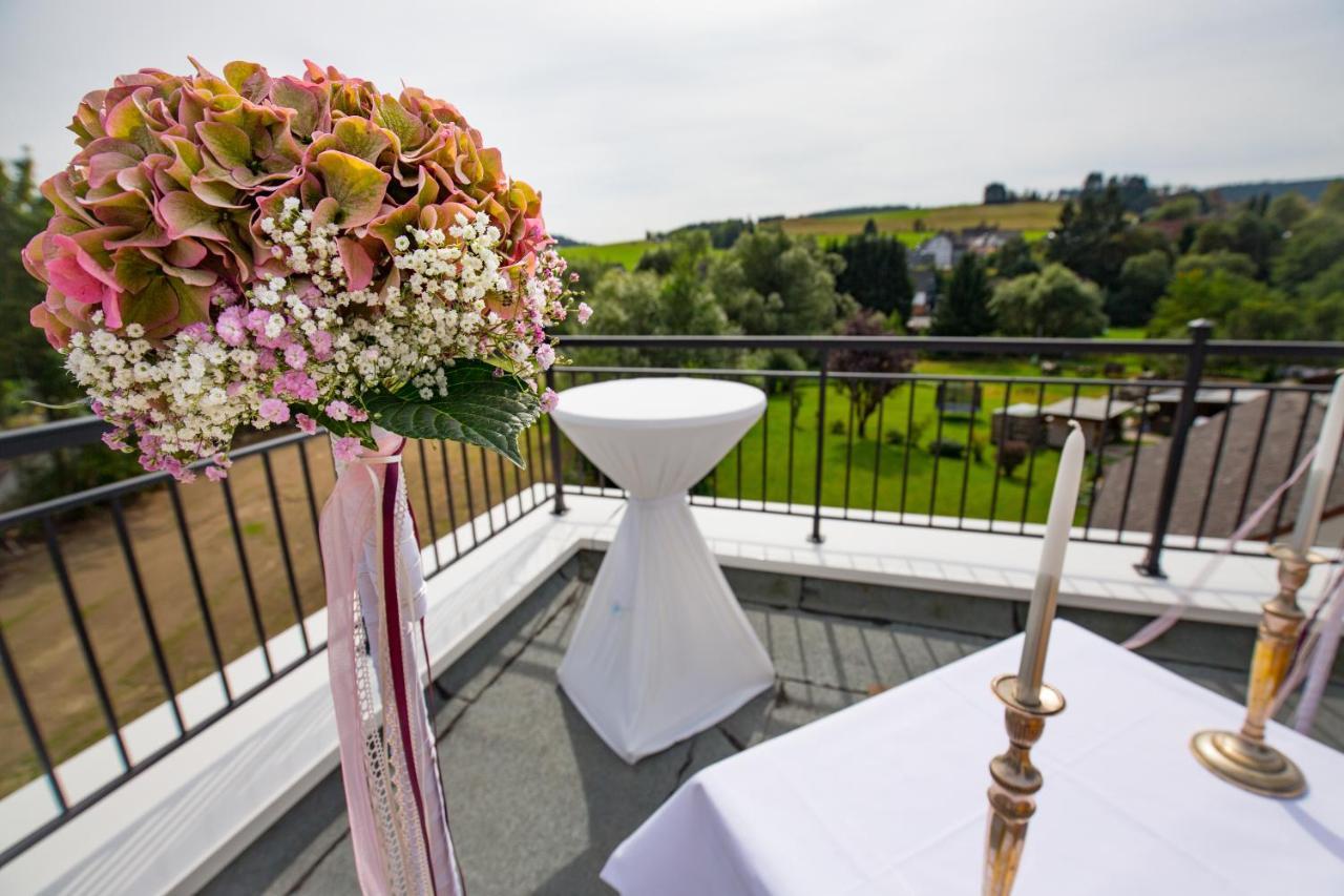 Lahntalhotel Feudingen Бад Ласфе Екстериор снимка